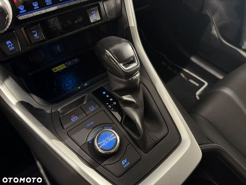 Toyota RAV4 - 23
