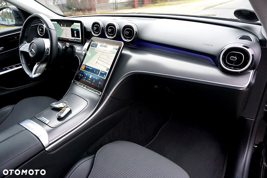 Mercedes-Benz Klasa C 220 d 9G-TRONIC - 26