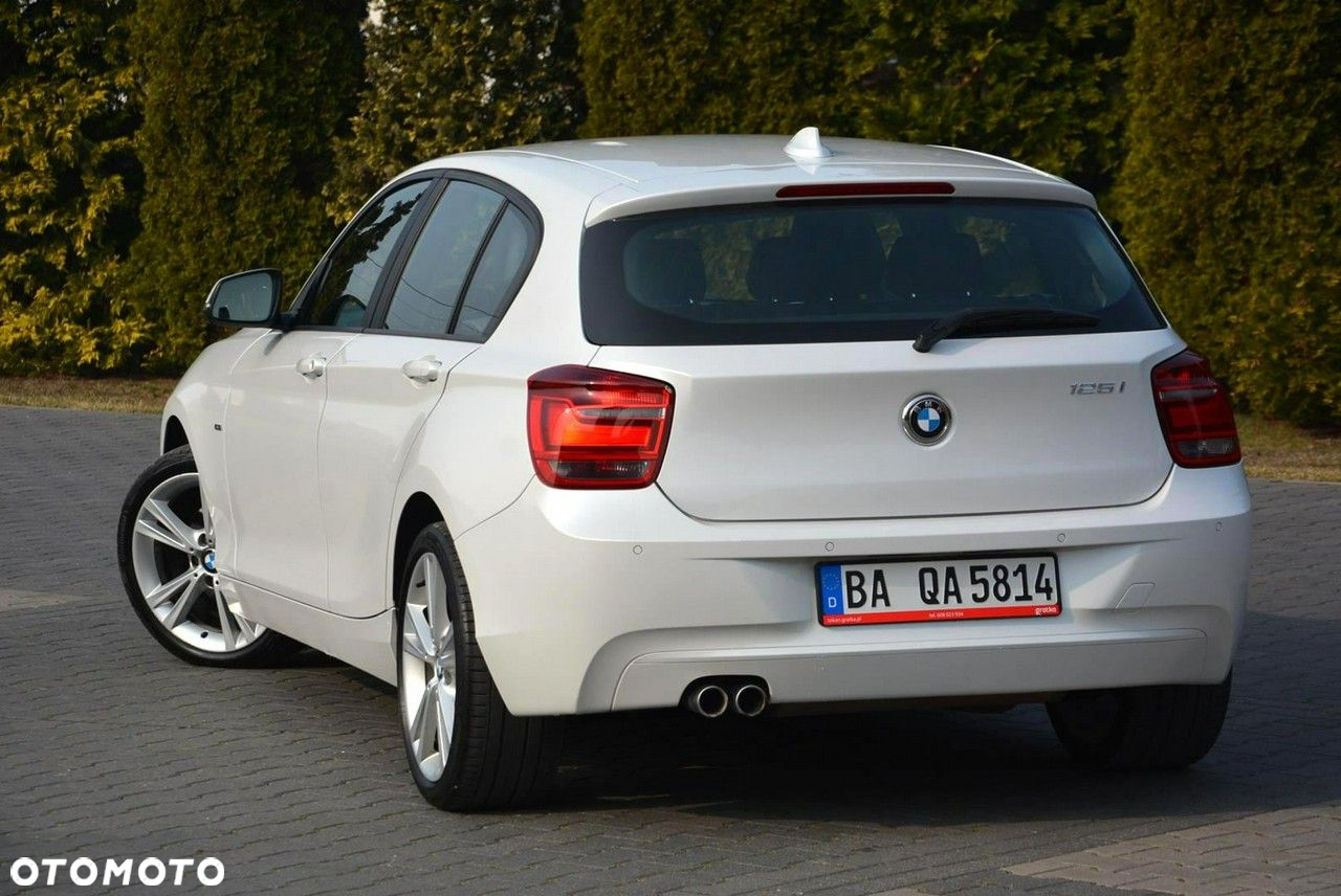 BMW Seria 1 125i M Sport - 8