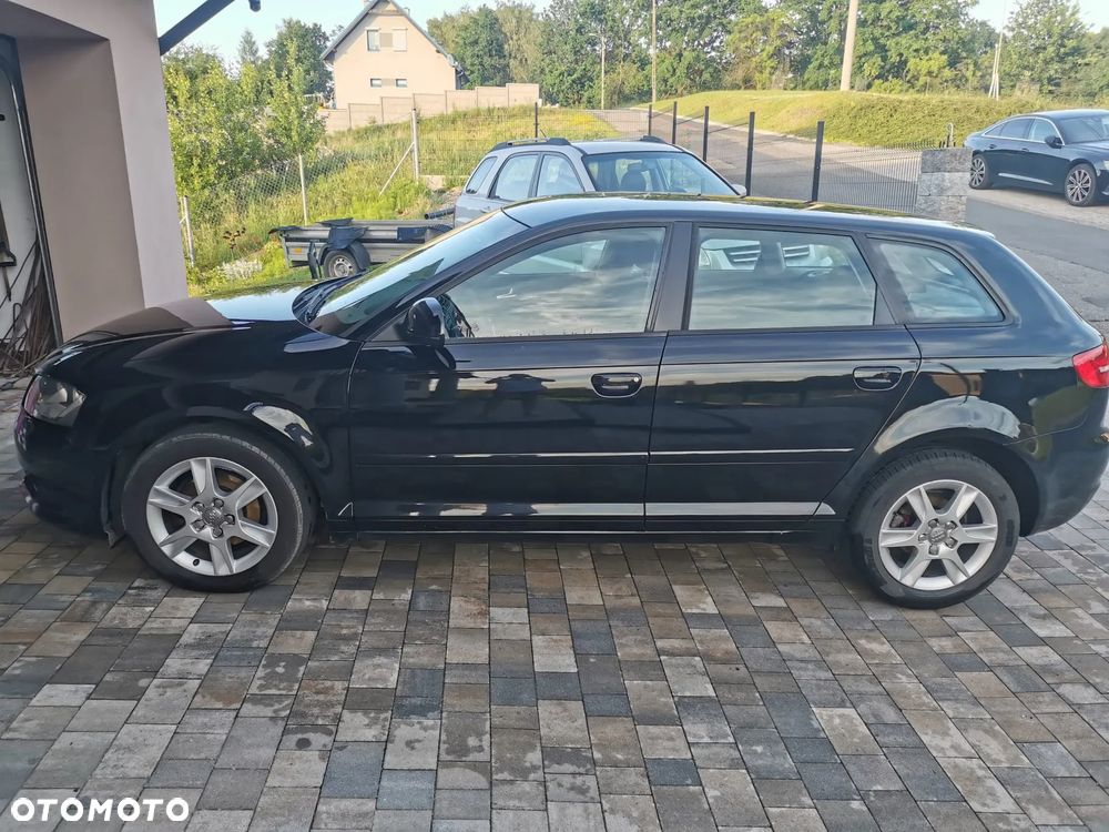 Audi A3 Sportback - 3