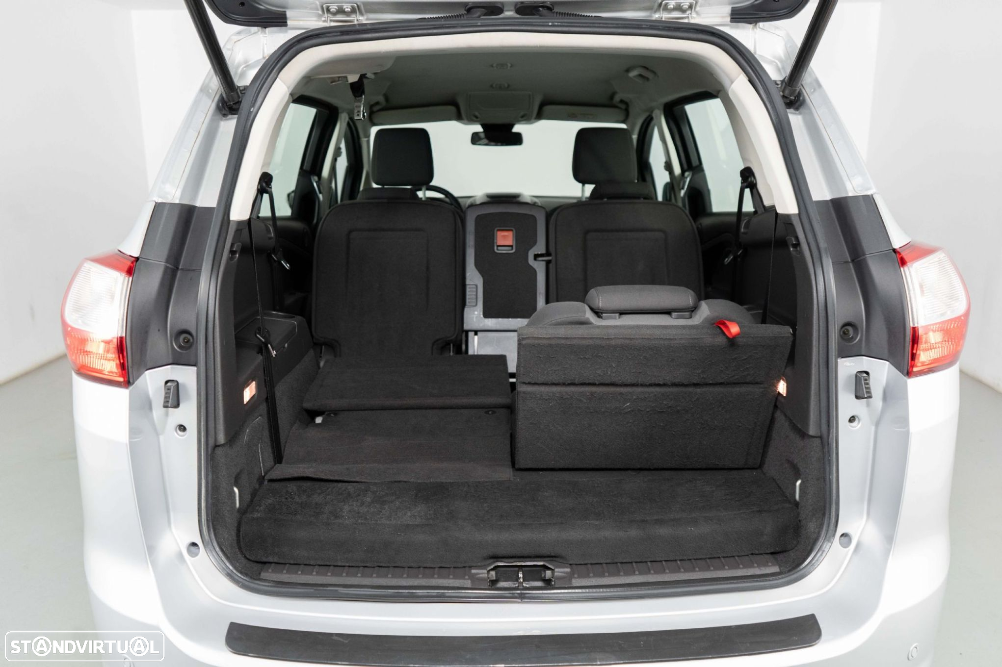 Ford Grand C-Max 1.5 TDCi Titanium S/S - 12