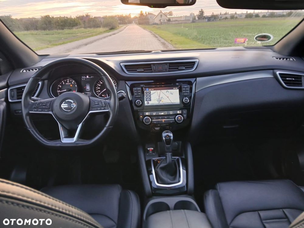 Nissan Qashqai 1.2 DIG-T Xtronic 360 - 32