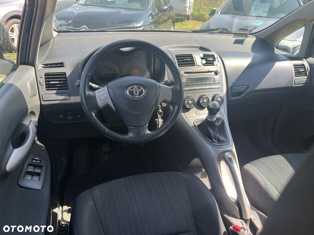 Toyota Auris - 6