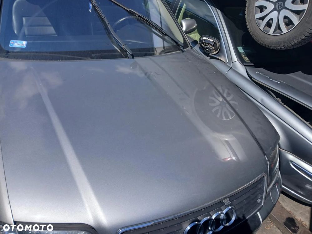 Audi A6 C5 Maska kod lakieru LY7Q - 2