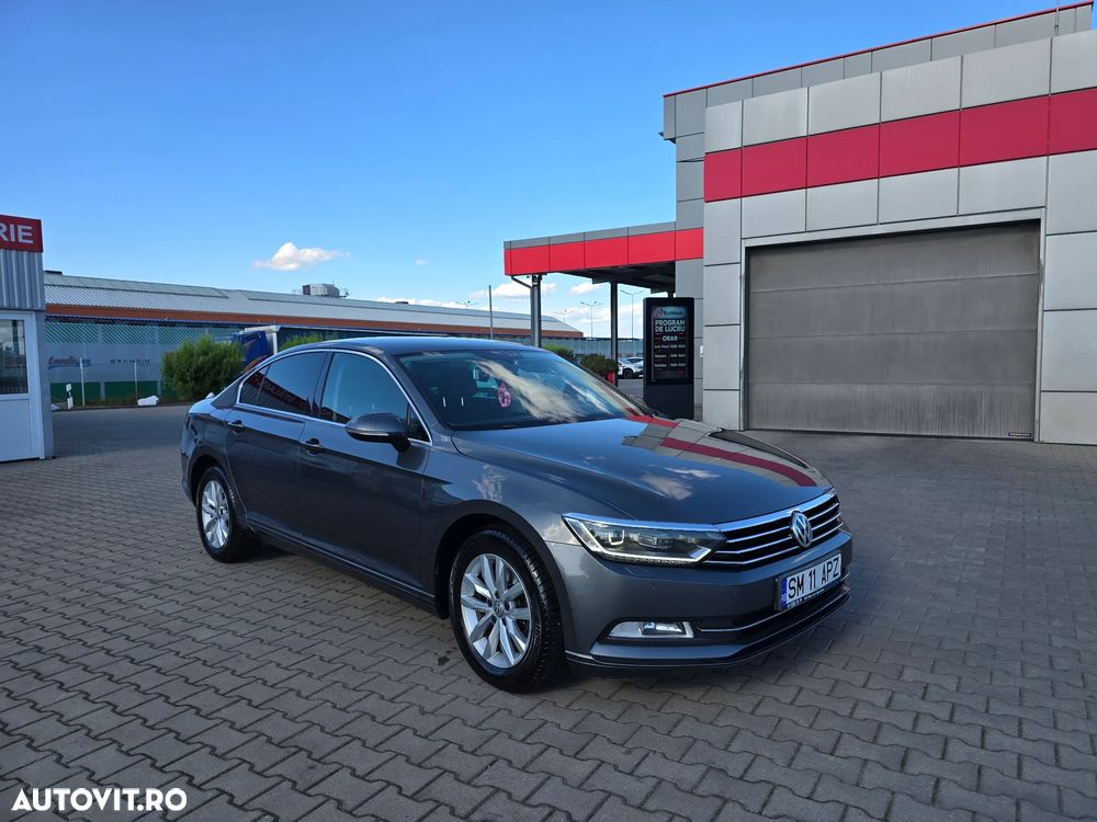 Volkswagen Passat 2.0 TDI DSG Comfortline - 39