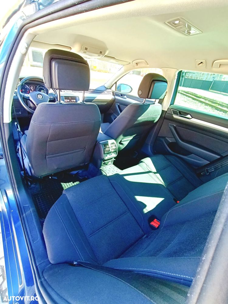 Volkswagen Passat 2.0 TDI DSG Comfortline - 6