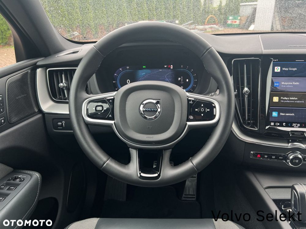 Volvo XC 60 B5 B AWD R-Design - 11