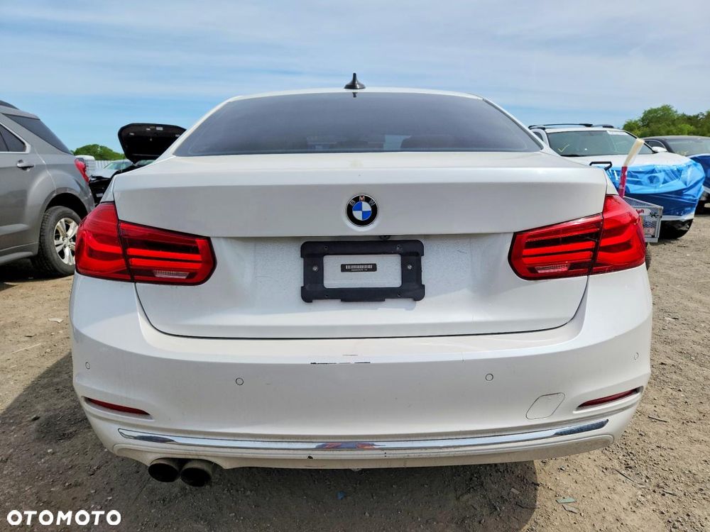 BMW Seria 3 330i Edition M Sport Shadow - 6