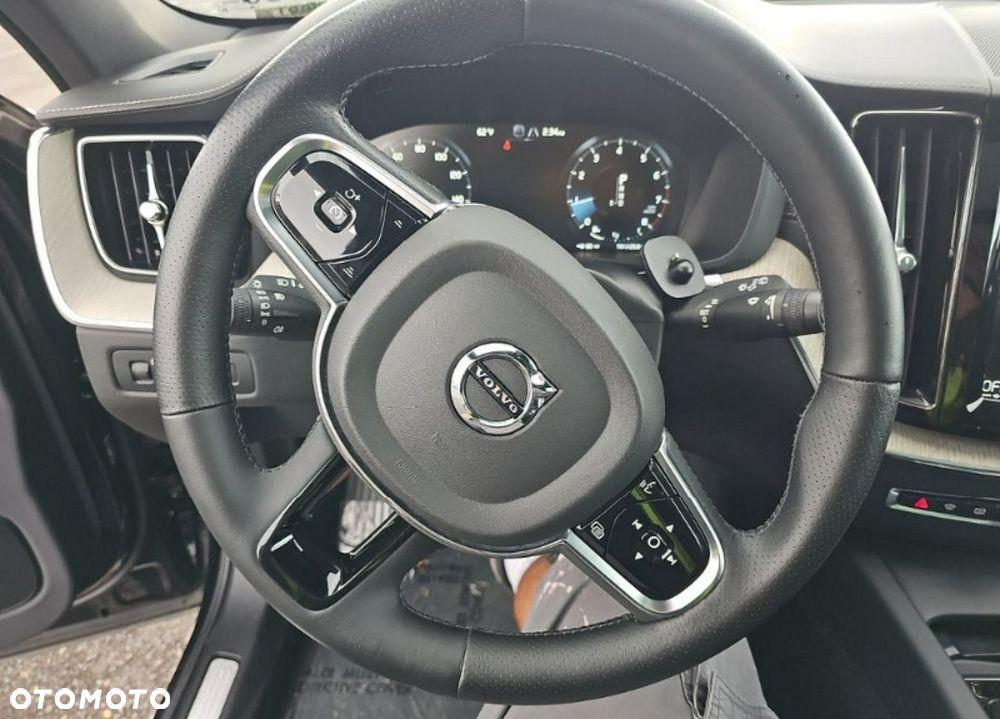 Volvo XC 60 T6 AWD Inscription - 8