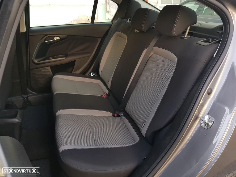 Fiat Tipo 1.3 M-Jet Lounge - 30