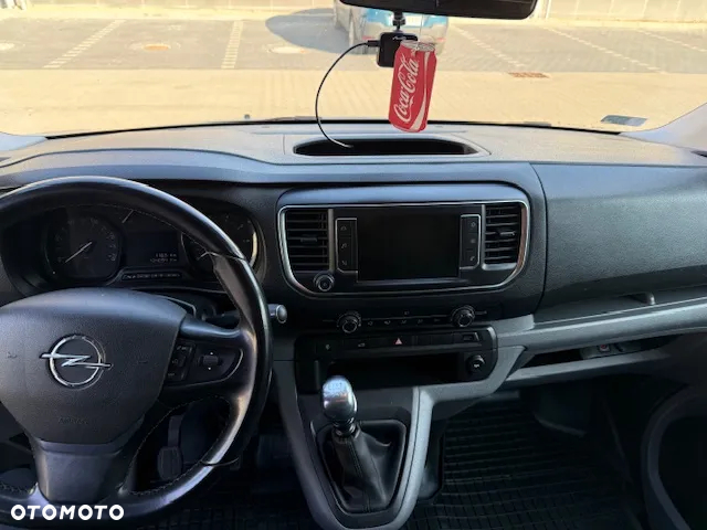 Opel Vivaro - 12