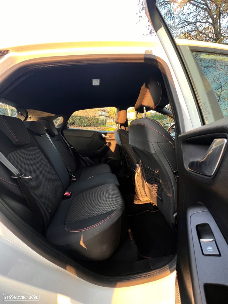 Ford Puma 1.5 EcoBlue ST-LINE - 11