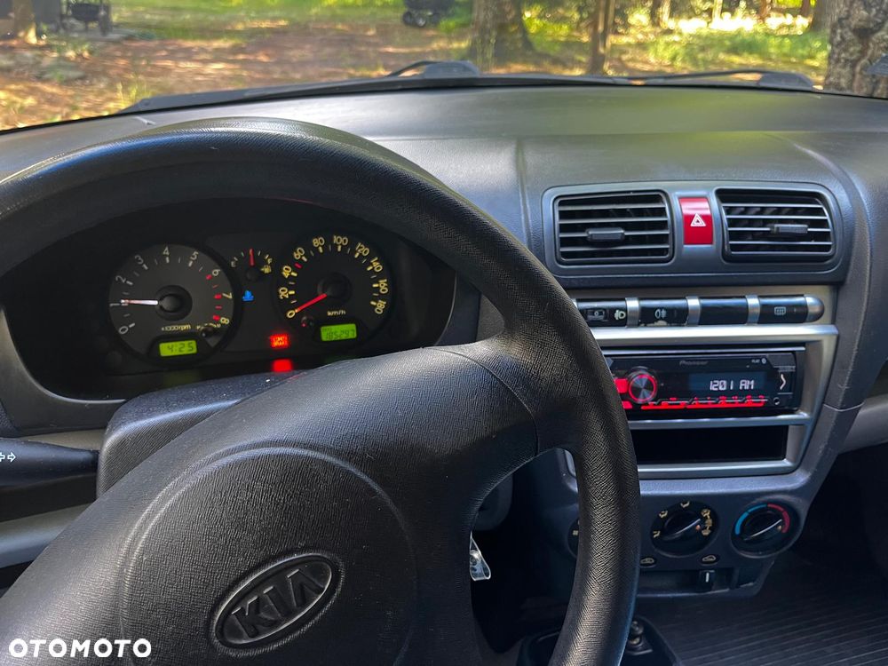 Kia Picanto 1.1 EX - 7