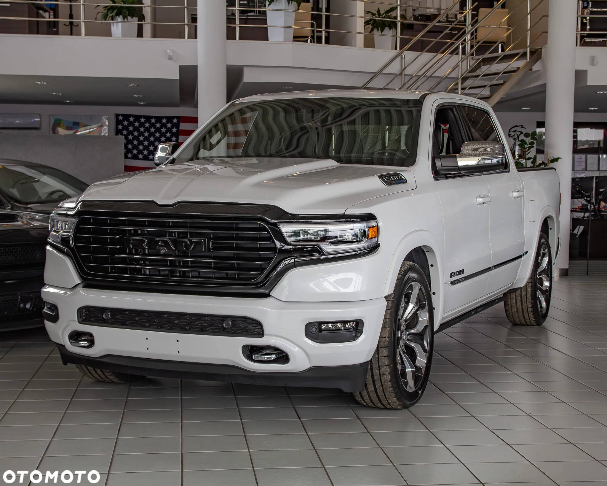 RAM 1500 Crew Cab Limited - 4