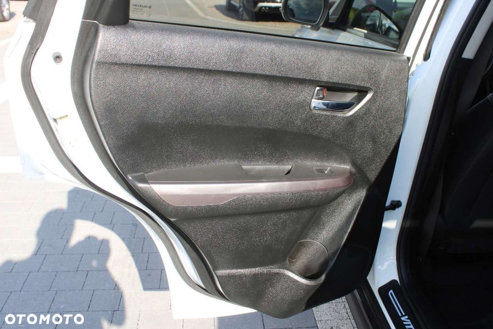 Suzuki Vitara - 20