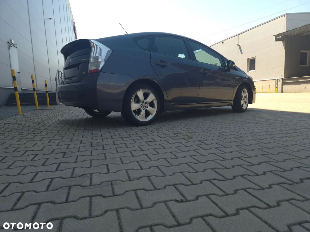 Toyota Prius 1.5 VVT-i Prestige - 3