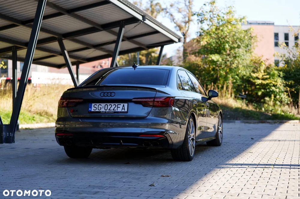 Audi S4 Limousine - 8