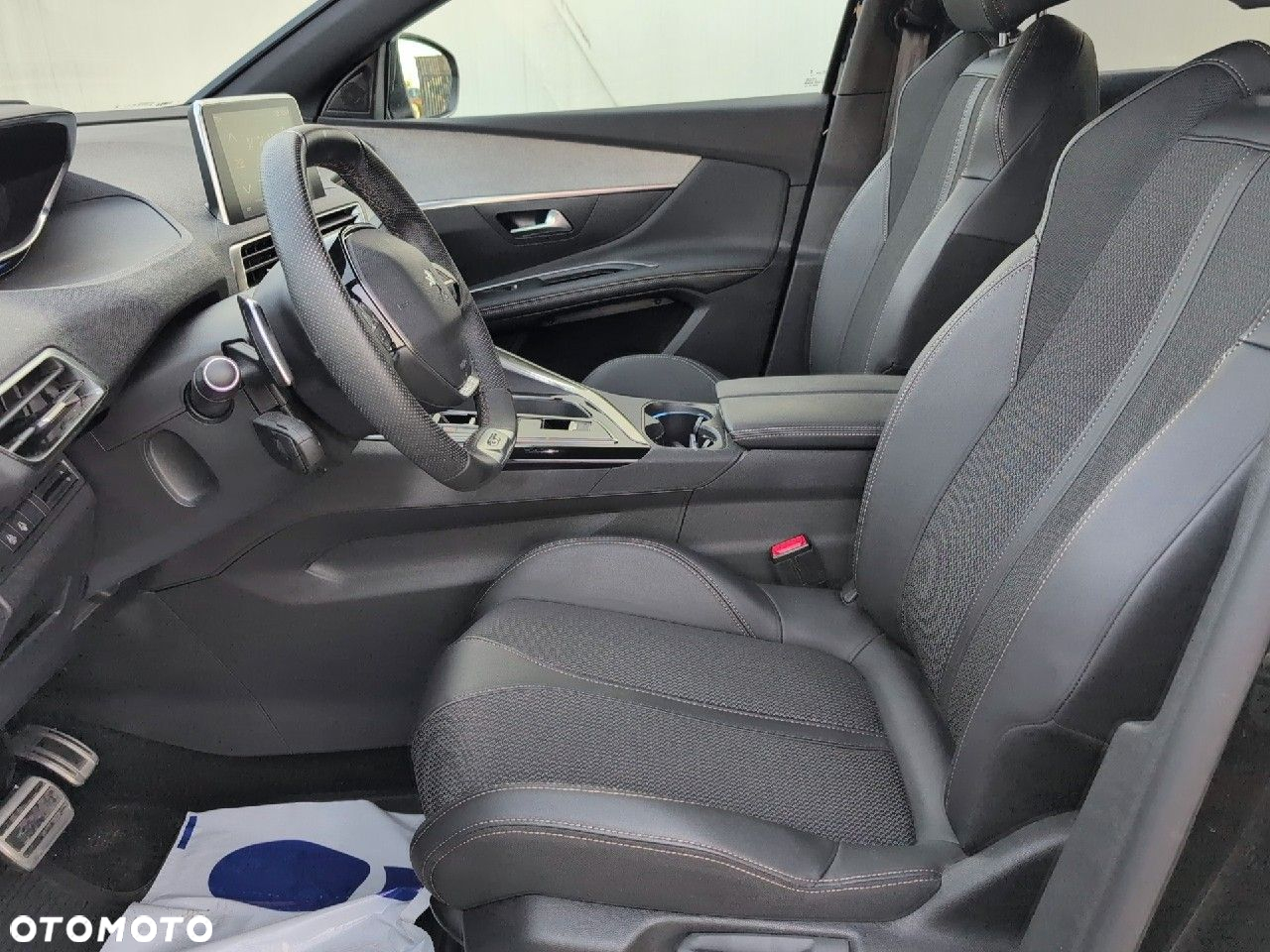 Peugeot 3008 1.2 PureTech GT S&S EAT8 - 9