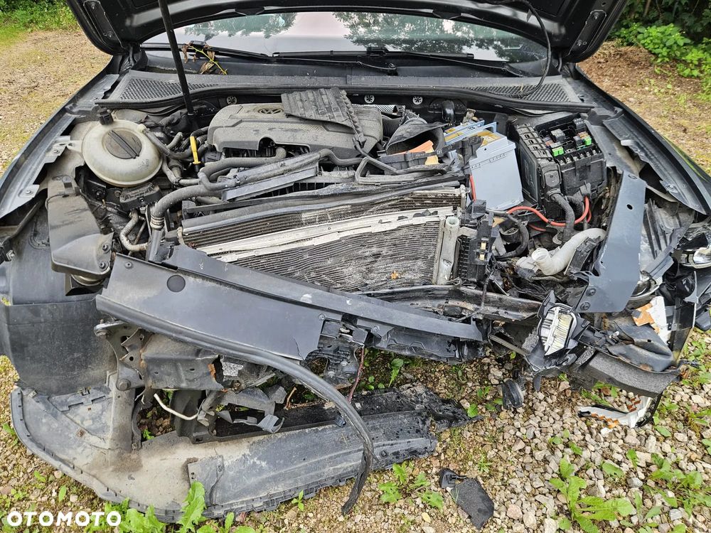 Volkswagen Passat 1.8 TSI BMT Highline DSG - 22