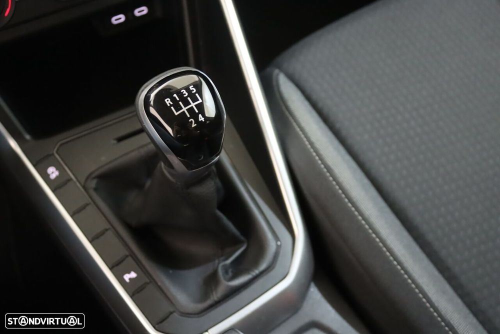 VW Taigo 1.0 TSI Urban - 18