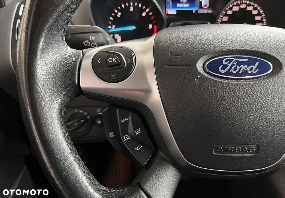 Ford Kuga 2.0 TDCi 4x4 Titanium - 13
