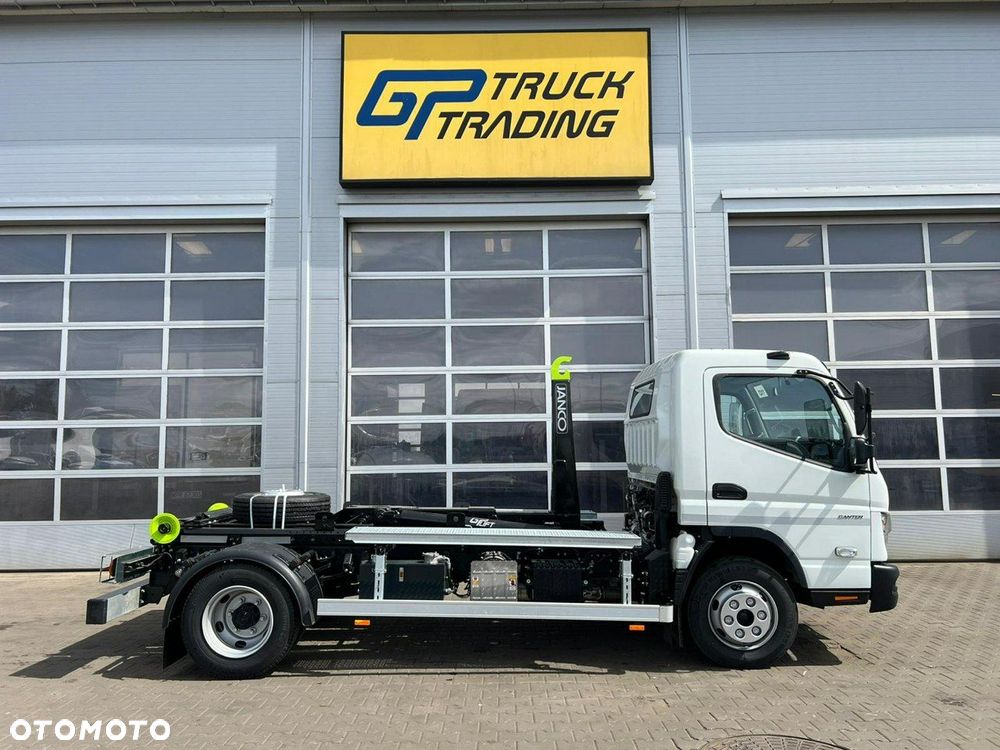 Mitsubishi Fuso - 5