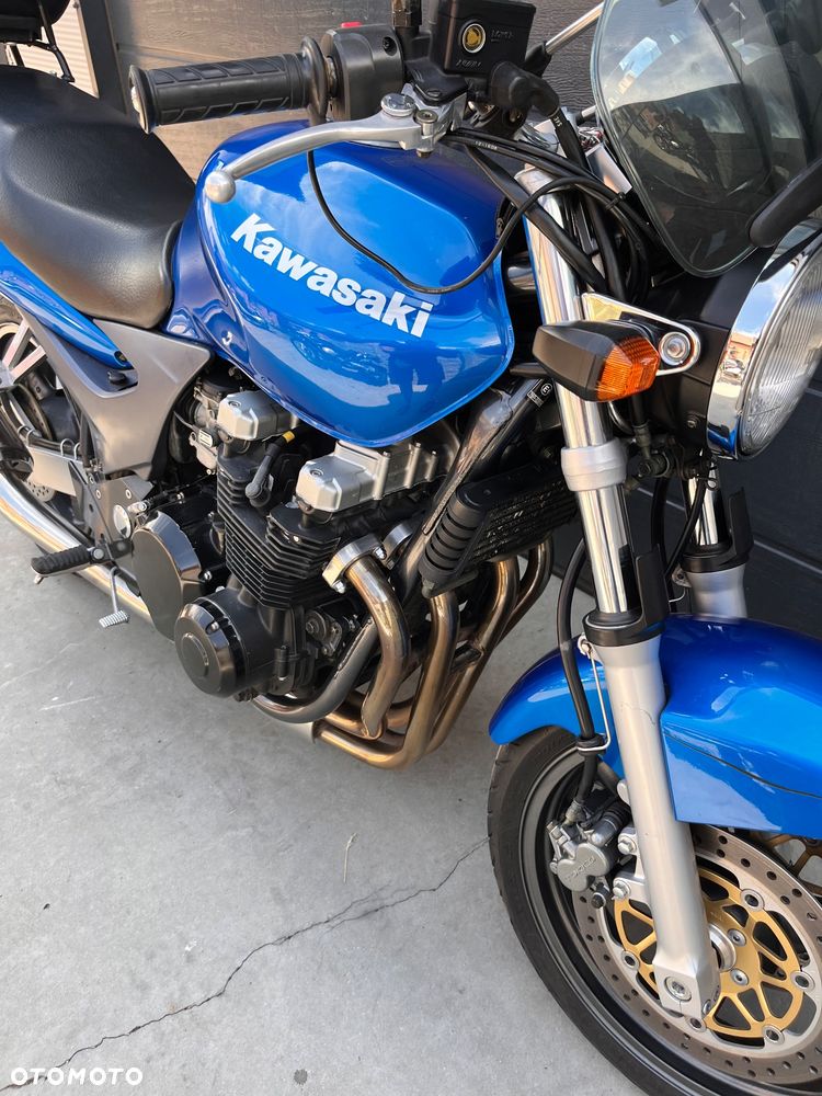 Kawasaki ZR - 10