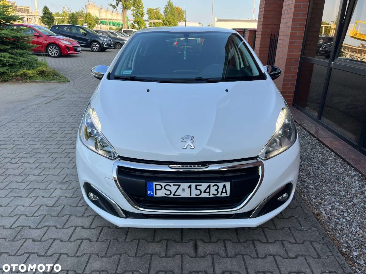 Peugeot 208 Blue-HDi 100 Stop&Start Style - 5