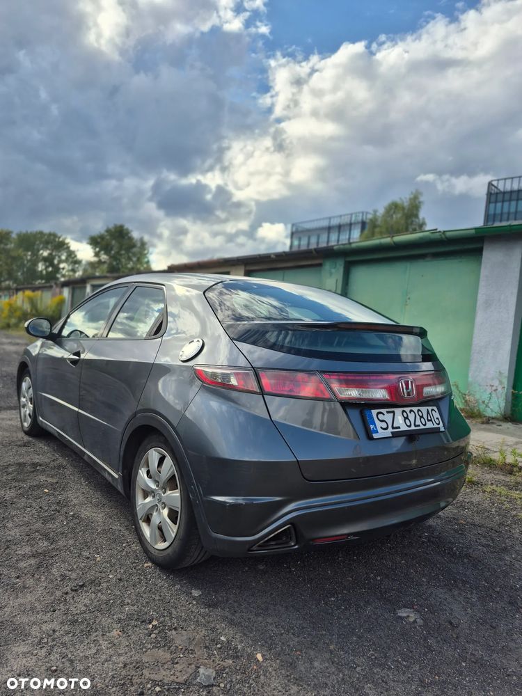 Honda Civic 1.8 Comfort - 6