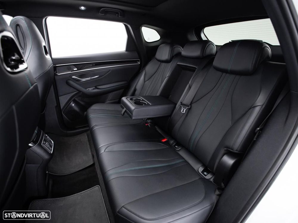 BYD Seal U 1.5 DM-i Comfort - 12