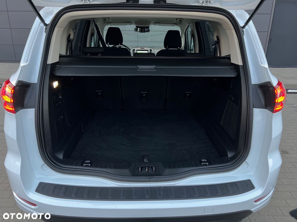Ford S-Max 2.0 TDCi Titanium PowerShift - 37