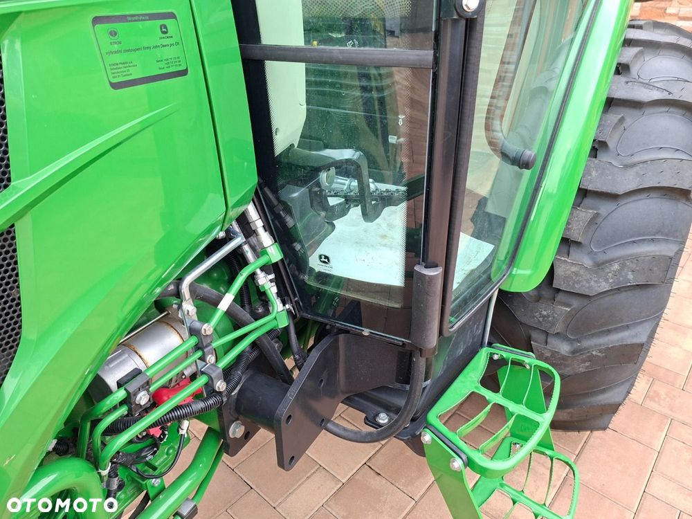 John Deere 4049R 4X4 - 30
