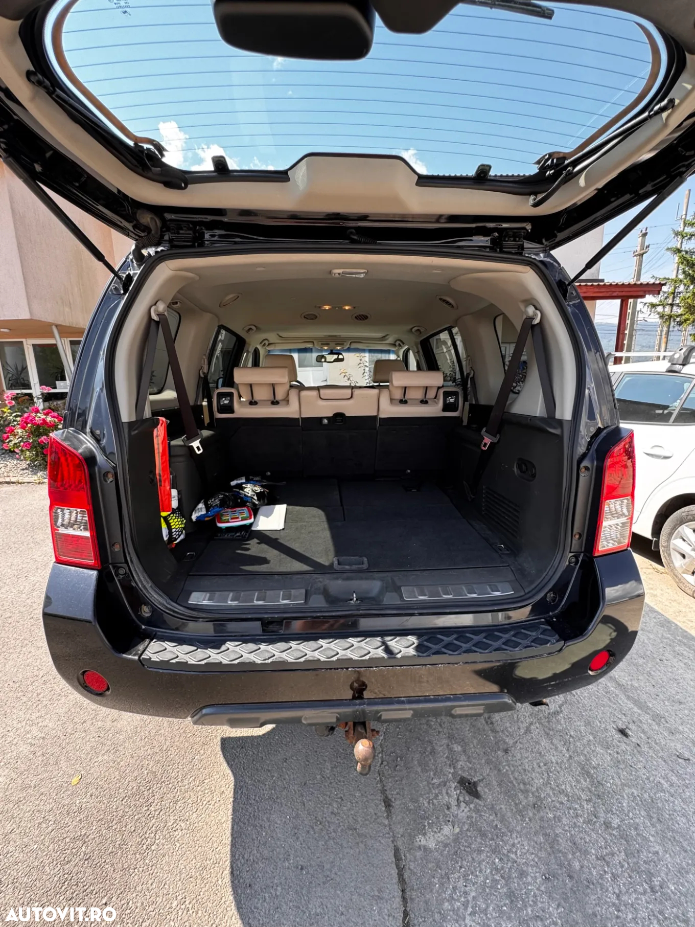 Nissan Pathfinder 3.0 dCi V6 All Mode 4X4 LE Aut. - 13