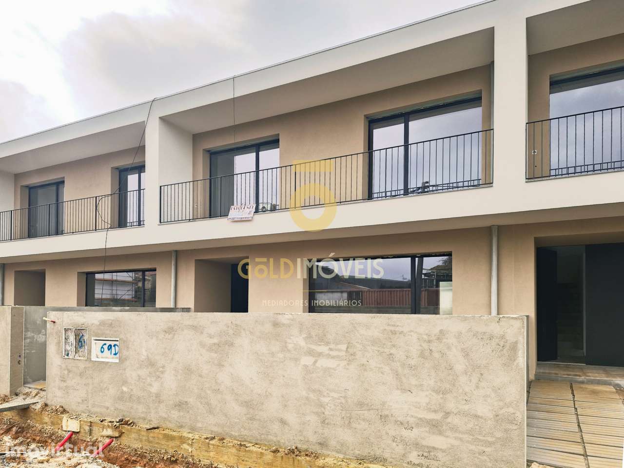 Moradia em Banda T3 Venda em Loureiro,Oliveira de Azeméis - Grande imagem: 3/17