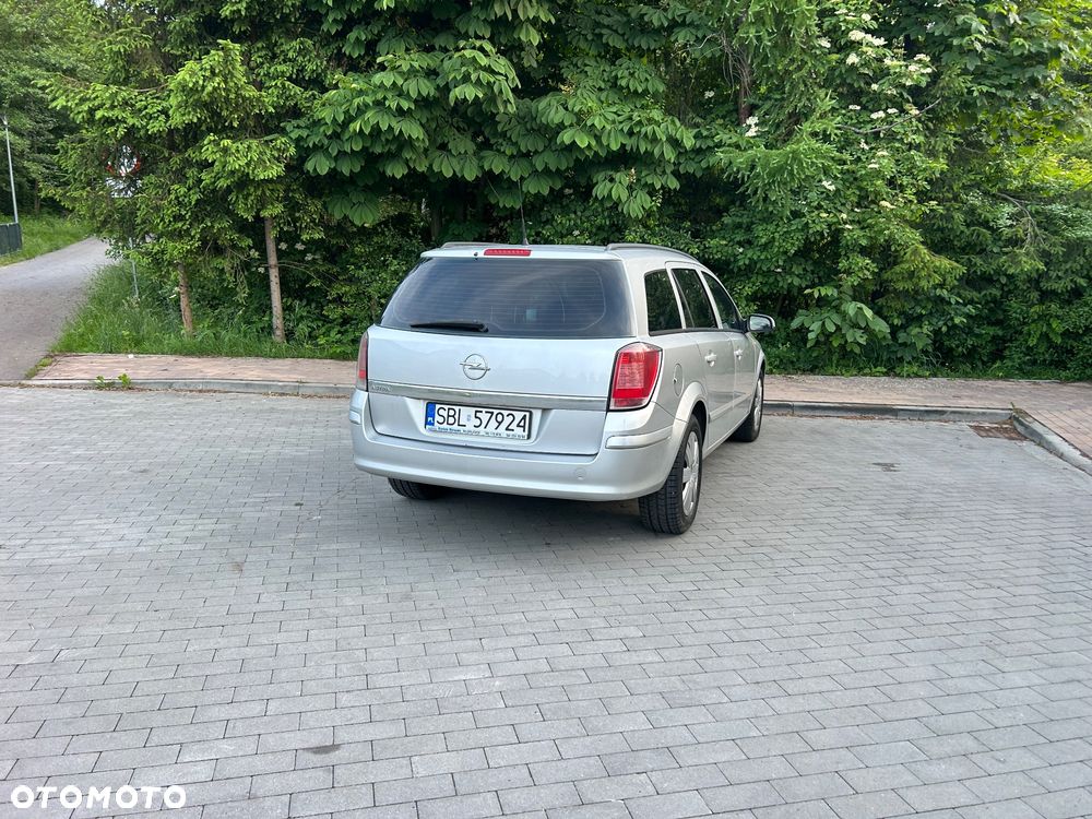 Opel Astra 1.6 Edition Plus - 28