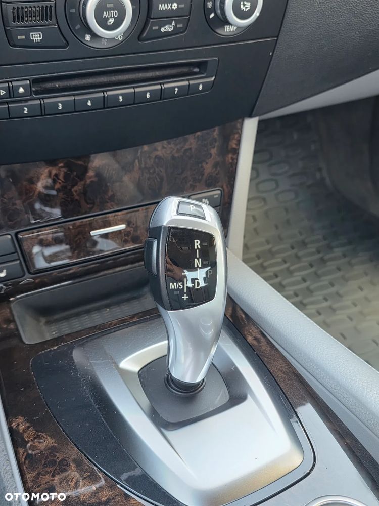 BMW Seria 5 530xi - 30