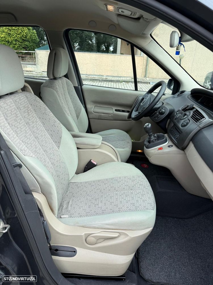 Renault Scénic 2006 photo 3