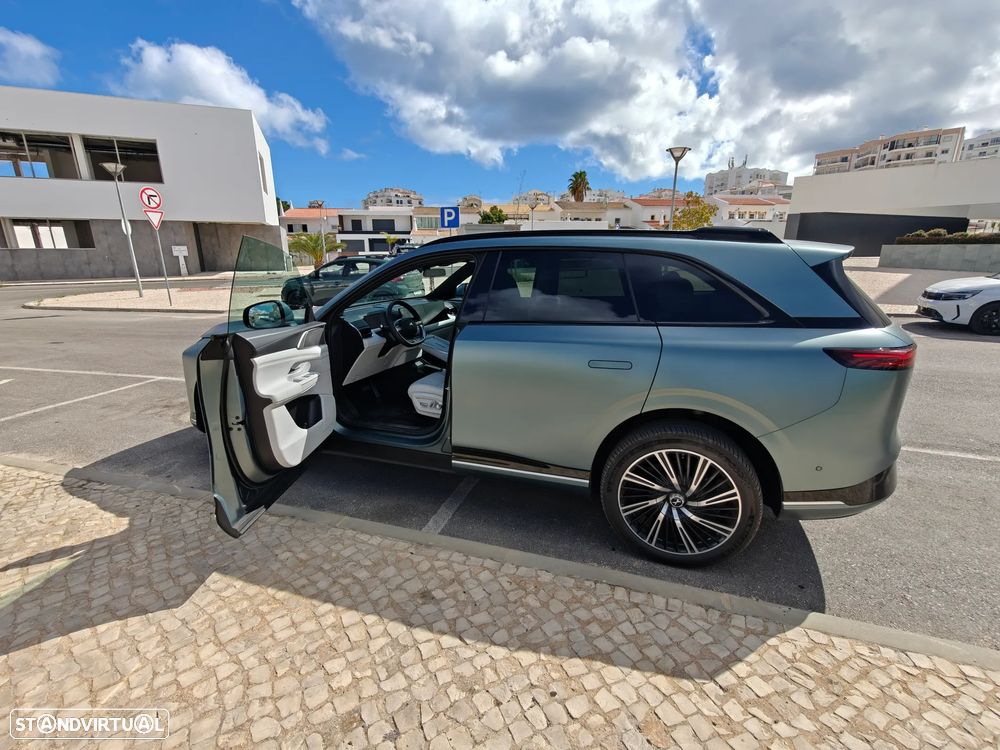 Xpeng G9 98 kWh AWD Performance + Gancho de Reboque - 14