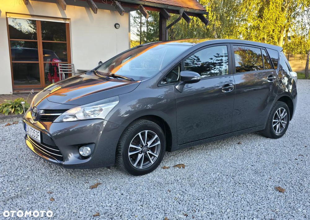 Toyota Verso 1.6 Sol - 2