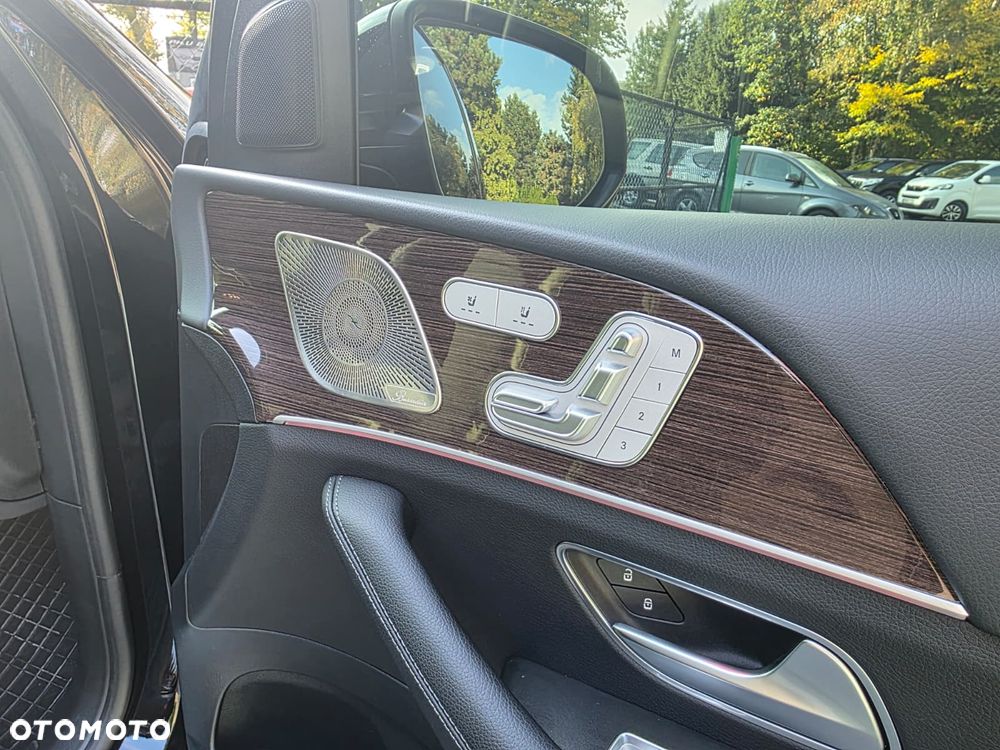 Mercedes-Benz GLE - 27
