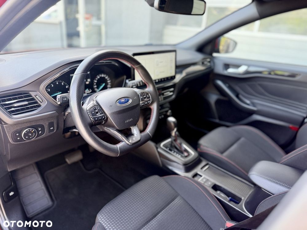 Ford Focus 1.0 EcoBoost Hybrid ST-LINE - 14