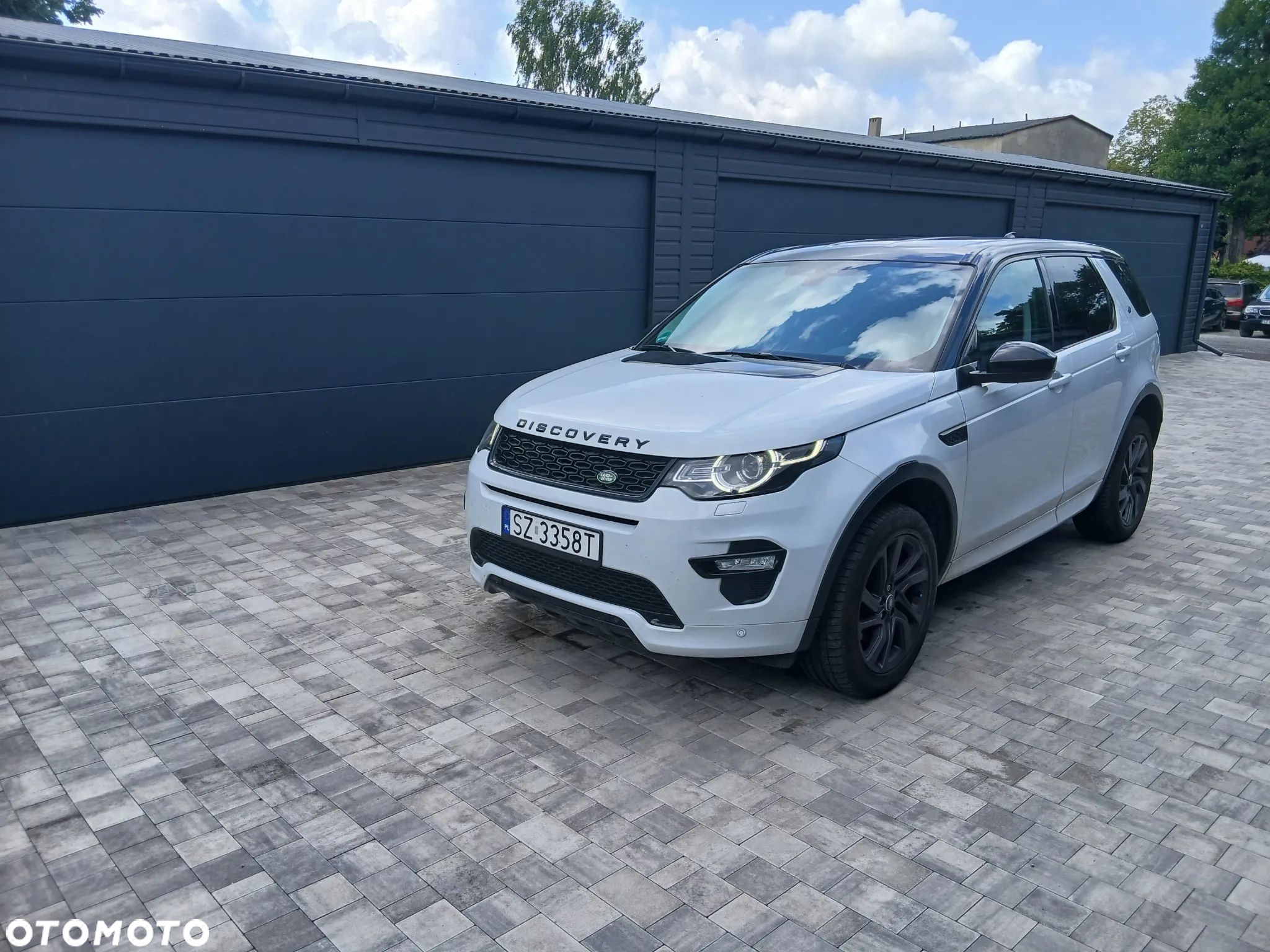 Land Rover Discovery Sport 2.0 D180 R-Dynamic HSE - 1