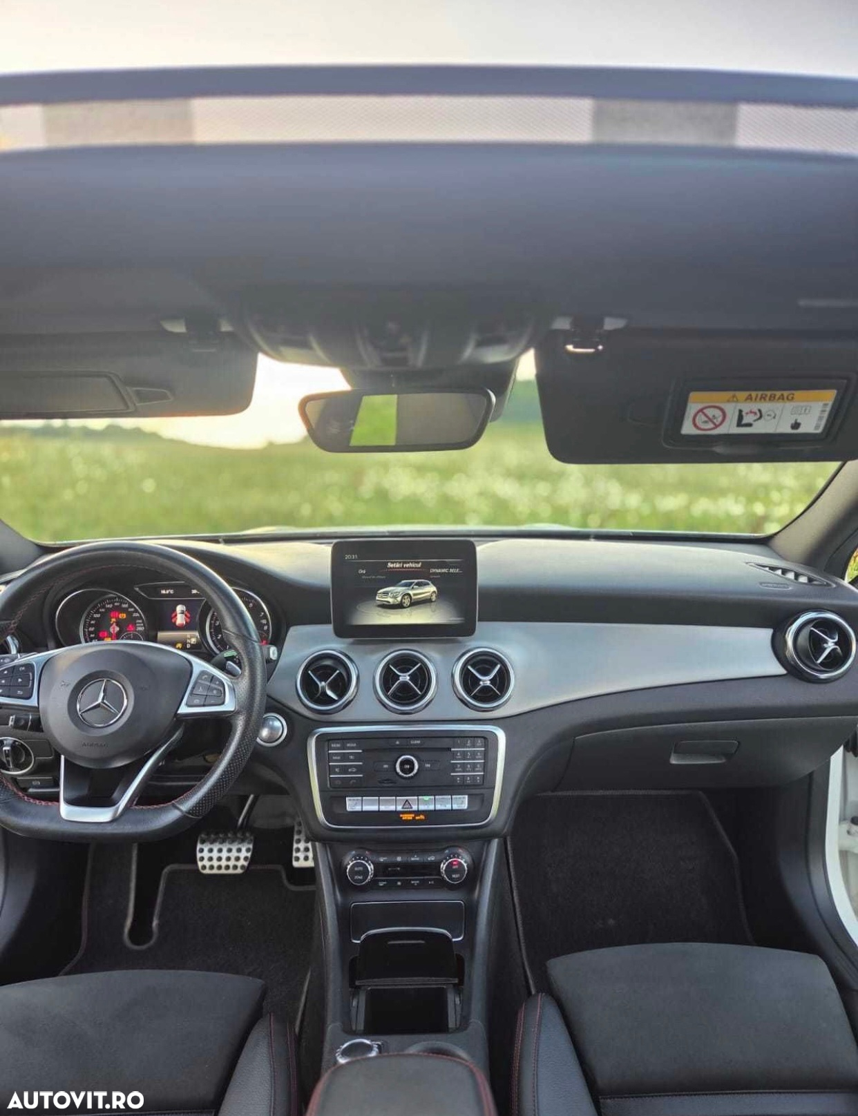 Mercedes-Benz GLA 180 7G-DCT AMG Line - 4