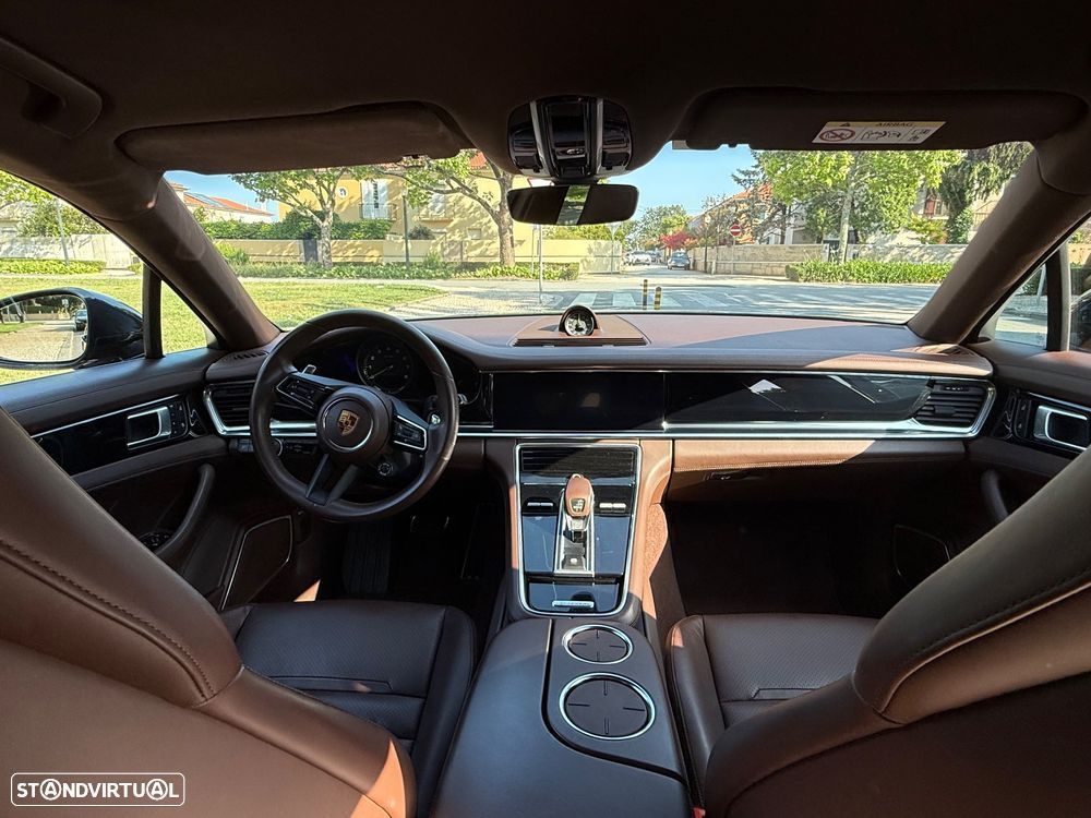 Porsche Panamera Sport Turismo 4 E-Hybrid - 9