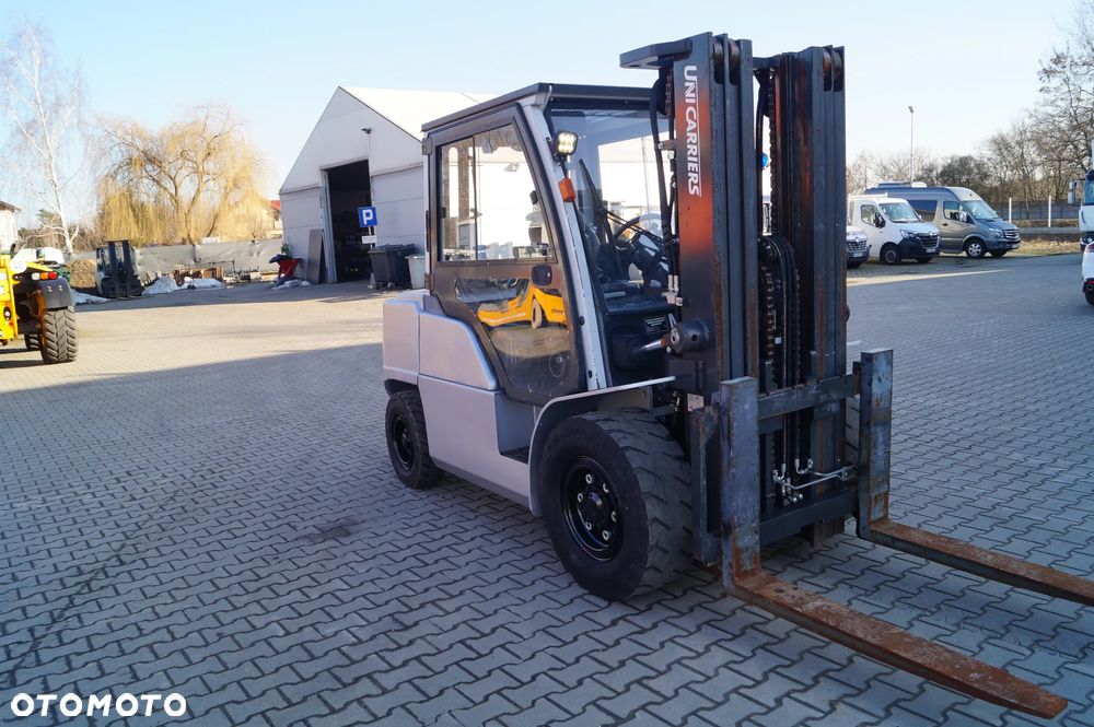 Nissan Wózek widłowy 5 tony udźwigu - 3