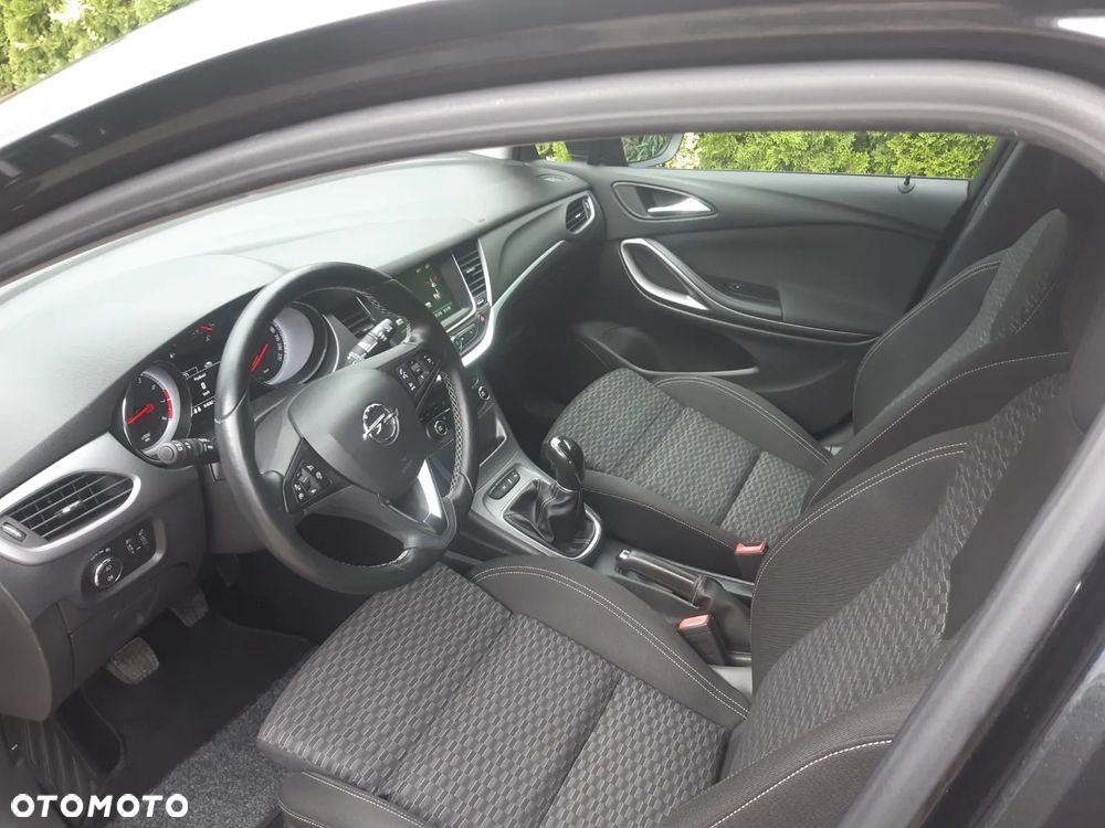 Opel Astra V 1.4 T Enjoy - 12