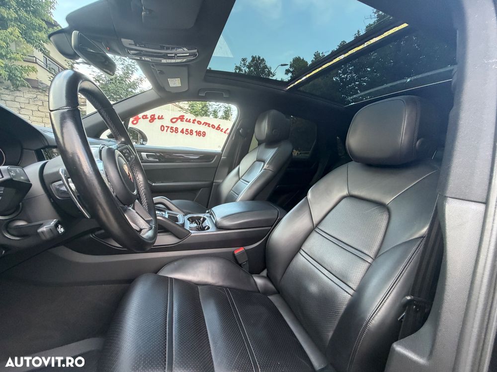 Porsche Cayenne Standard - 15