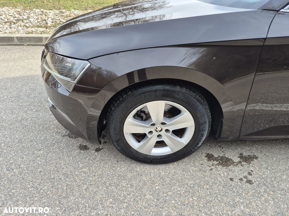 Skoda Superb 1.6 TDI DSG Style - 18