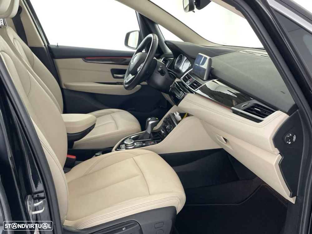 BMW 225xe Active Tourer Advantage - 21