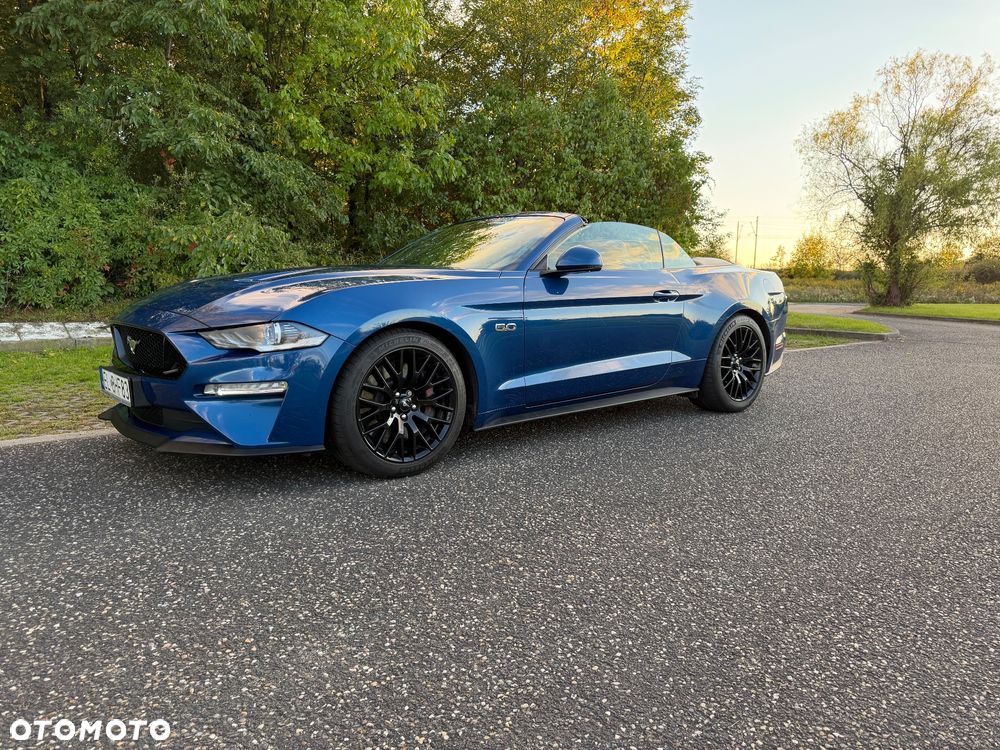 Ford Mustang - 1